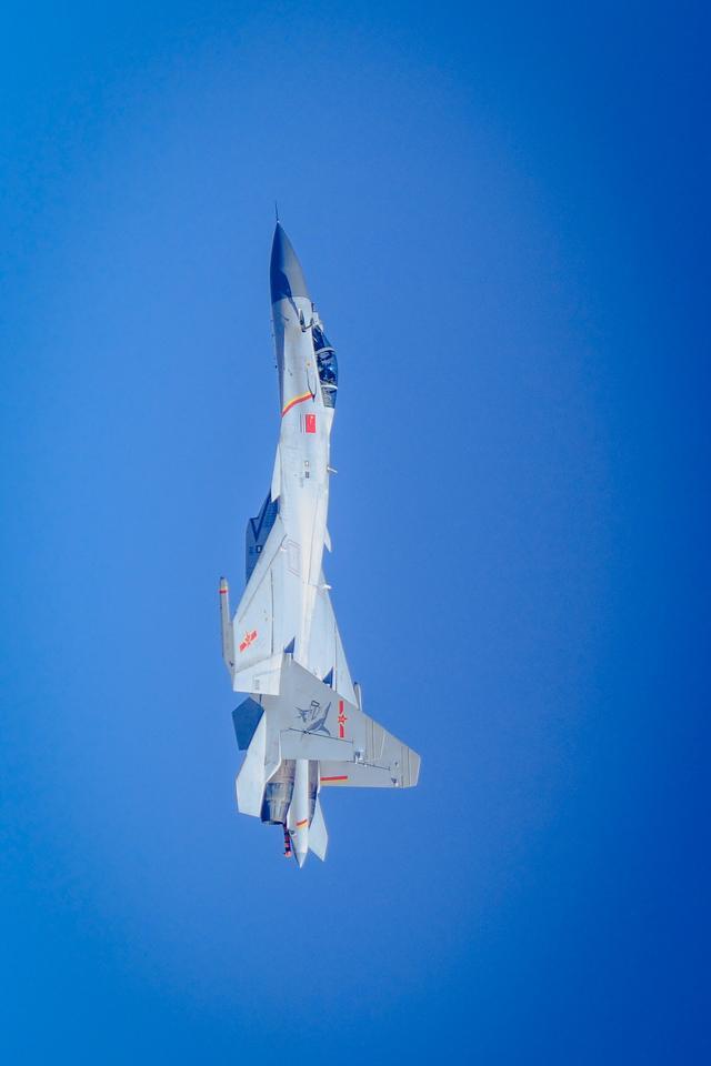 歼15高清大图走你