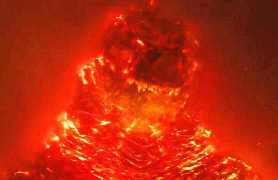 基多拉|《哥斯拉2》基多拉死后，拉顿制霸了天空，为何要向哥斯拉臣服？