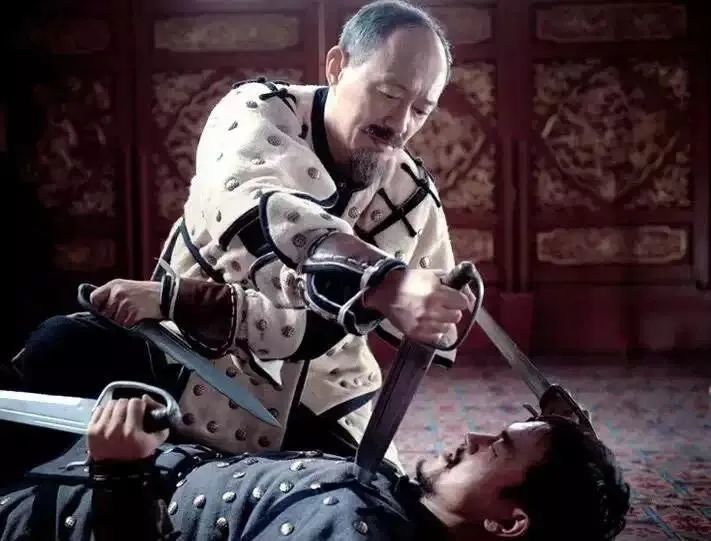 双刀|刀尖锐利，造型奇特的咏春派独门冷兵器——咏春双刀