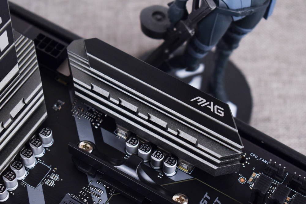 实用至上,微星b550 tomahawk主板开箱拆解 测试_腾讯新闻