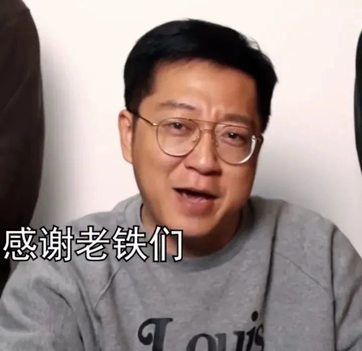 朱一旦枯燥生活|张策不再担任《朱一旦枯燥生活》的导演，双输还是双赢？