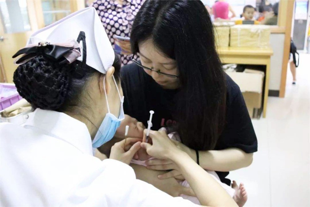 儿科医生坦言 为了孩子好 两种自费 疫苗 越早打越好 腾讯新闻
