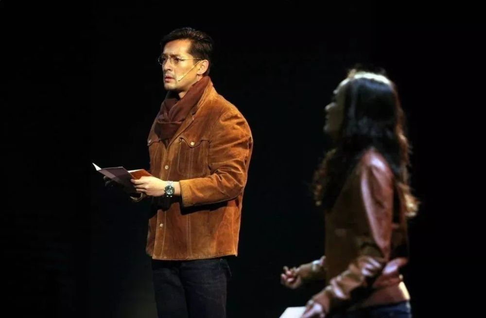 多少形容词在他身上都不够夸的