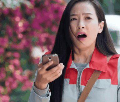 宋茜|宋茜当选金鹰女神，华丽的女神礼服背后，靠的不应该是实力吗？