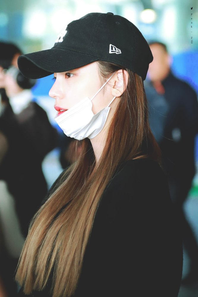 名井南:mamamoo——丁辉人:mamamoo——文星伊:red velvet——姜涩琪