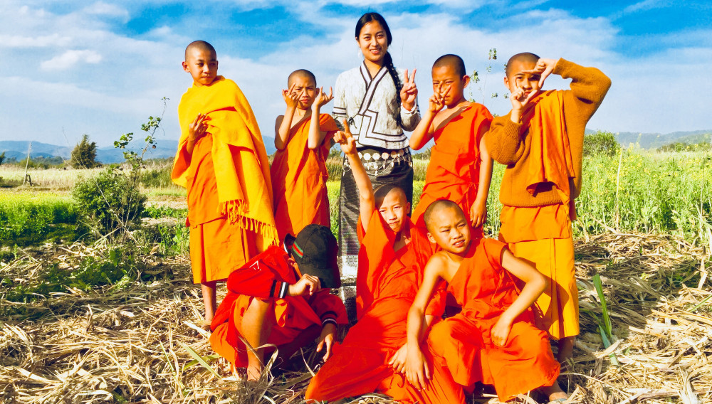 阿妹|佤族美女歌手阿妹因病去世，年仅32岁，曾是杨丽萍团队领舞