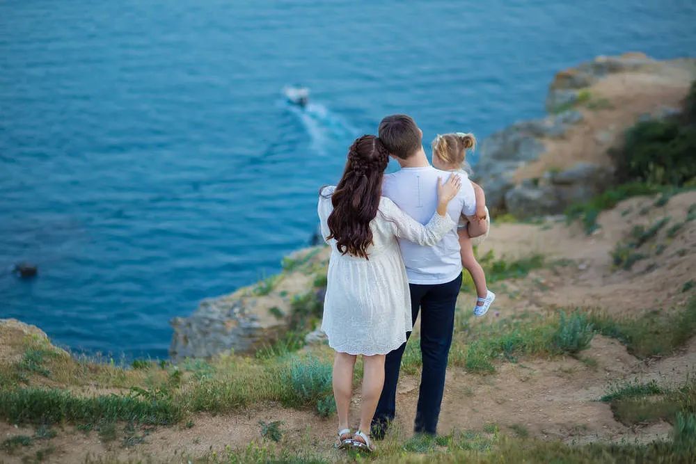 绑架|什么是家？整整读了五遍，太透彻了