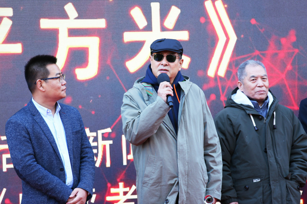 朗读亭|《朗读者》踏上直播风口，董卿：我想弥补对观众的遗憾