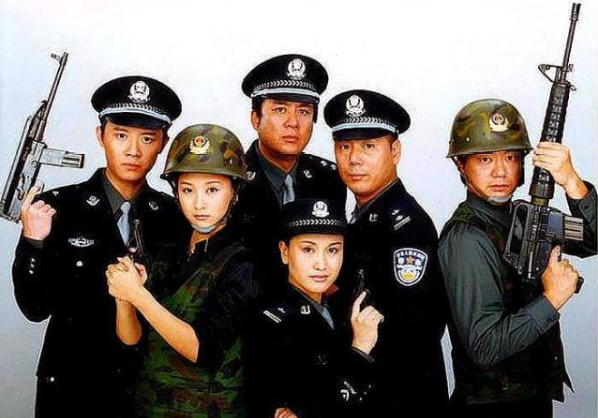 郭敬明|怒怼郭敬明，他有什么资格