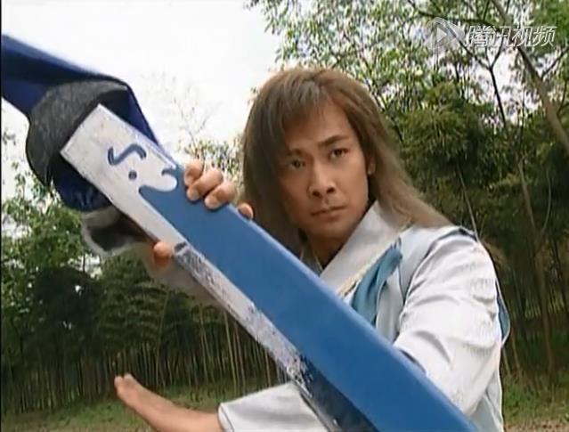 风云中入魔聂风和步惊云大战,雪饮刀碎裂,雪饮刀不如绝世好剑?