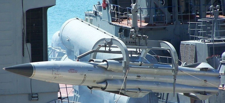 俄罗斯锆石反舰导弹试射成功西方为什么忌惮三大杀招没法防