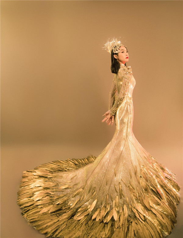 宋茜|金鹰战袍设计费120万？宋茜工作室不惧骂声晒精修照，生图对比惨烈