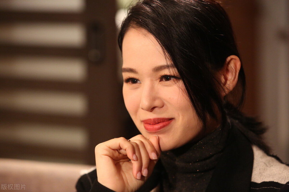 胡杏儿|胡杏儿用演技证明，女演员宁愿丑点，也别整容