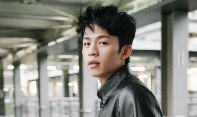 刘德华|刘德华、杨颖、郭敬明、成龙儿子贺岁档正面交锋，谁的胜算更大？