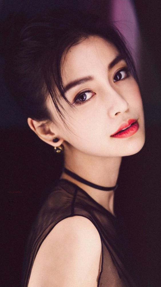 刘德华|刘德华、杨颖、郭敬明、成龙儿子贺岁档正面交锋，谁的胜算更大？