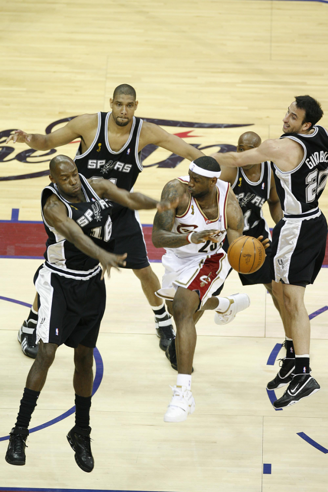 NBA总决赛历史最佳球鞋(06-20篇):Kobe