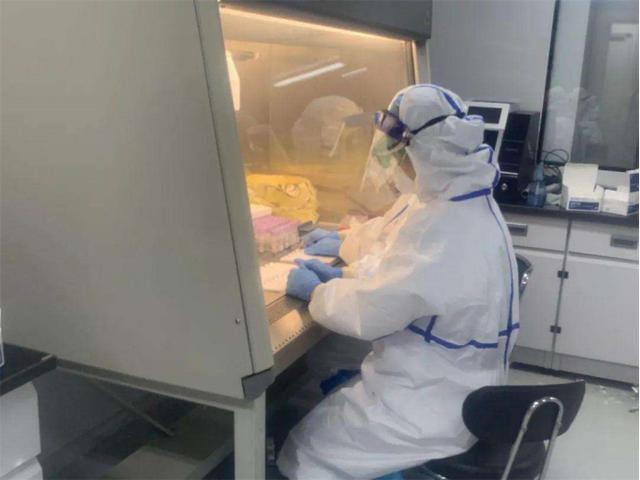 群体免疫|全世界首例！有人2次感染已身亡，特朗普群体免疫构想破产了