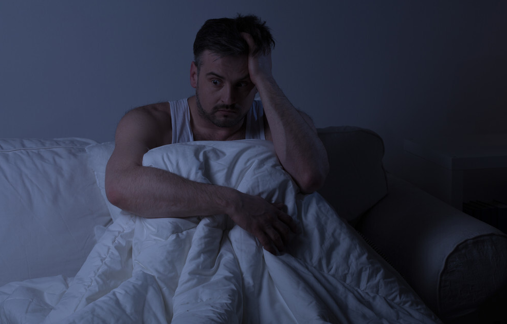 肝脏|晚上睡觉有这3个异常，说明肝脏快“顶不住”，希望你一个不占