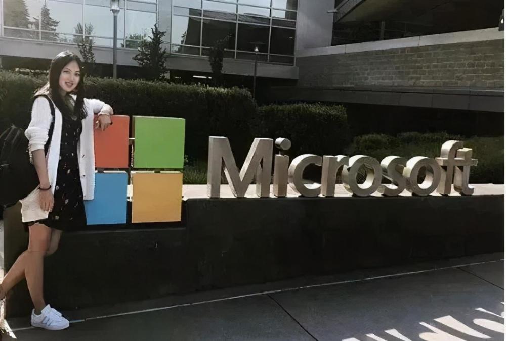 华为|华为总裁千金1张饭局照，曝光残酷真相：一次500，过不上名媛生活