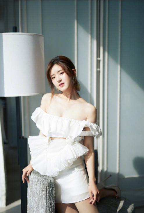 宋茜|继谭松韵经纪人点赞暗讽宋茜，赵露思又手滑点赞吐糟？心疼宋茜！