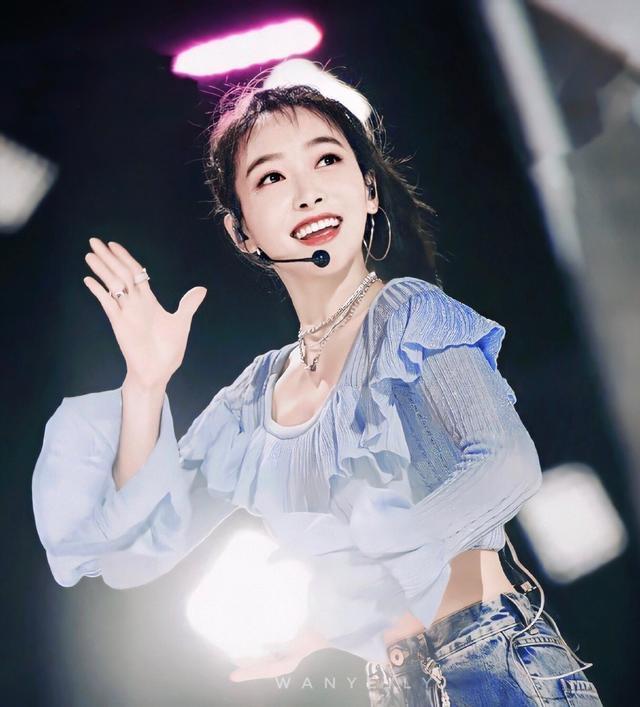 宋茜|继谭松韵经纪人点赞暗讽宋茜，赵露思又手滑点赞吐糟？心疼宋茜！