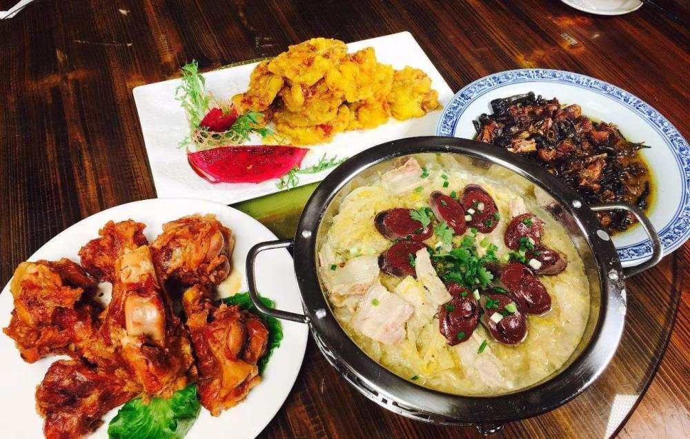 东北最经典的8道硬菜 外地人嫌油腻 全吃过的正宗东北人 腾讯新闻