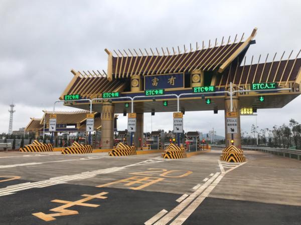 今天昆玉高速这一立交将通车试运营好消息还有