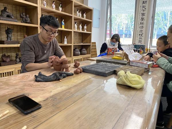 郑州|大师工坊、草坪剧场，郑州又多了一处文艺打卡地！二砂文创园正式开放