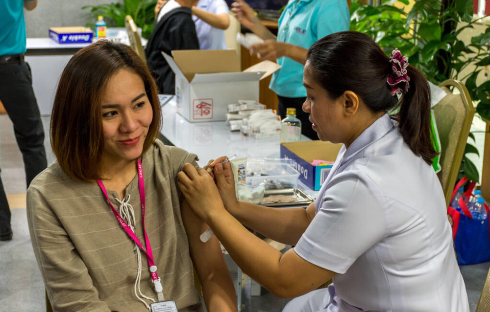 流行性感冒|流感疫苗接种太火爆，接种疫苗不宜盲目，6月以下婴幼儿不宜接种