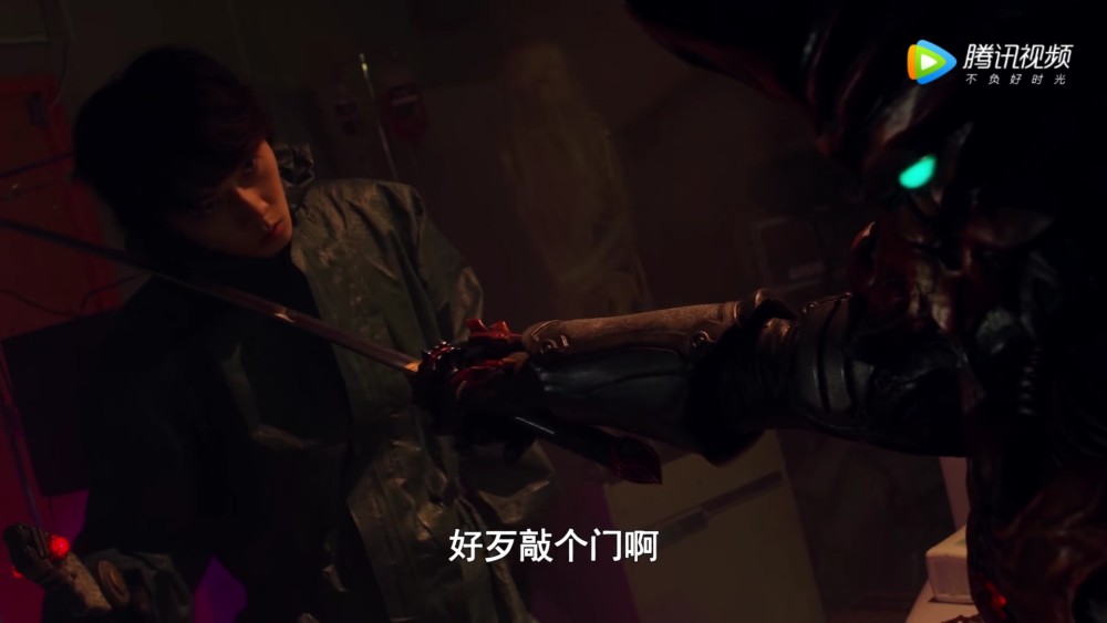 上来我们就看到了防卫队对于慎也的狩猎,就连伽古拉都忍不住调侃,赛雷