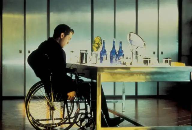 千钧一发|《千钧一发》“我只是把身体给了你，你却让我分享了你的梦想”