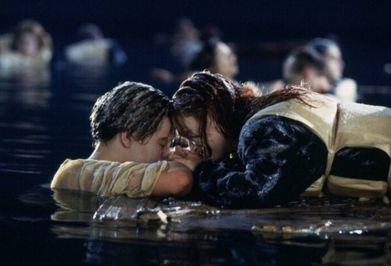 泰坦尼克号|泰坦尼克号已经沉没108年，为何迟迟不打捞出来？科学家也苦恼不已