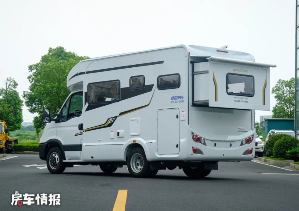 新星依維柯房車推新款航空鋁車身同級少見3張床位適合大家庭