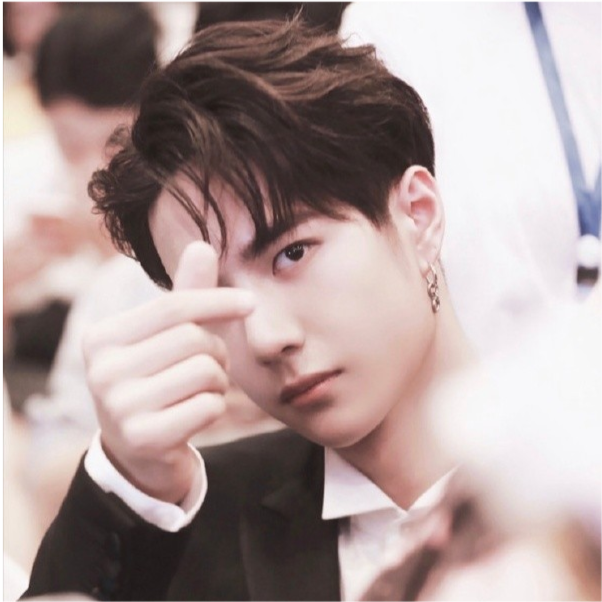 朱一龙|艺人新媒体演员排行：宋茜14，朱一龙第1，而“卧底”的他竟然也在榜上