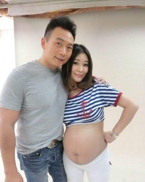 曾经丁克族央视主持王小骞,意外怀孕后毅然当妈,如今生活咋样?