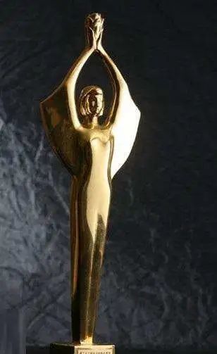 金鹰女神|现在的奖，含水量比含金量还高？