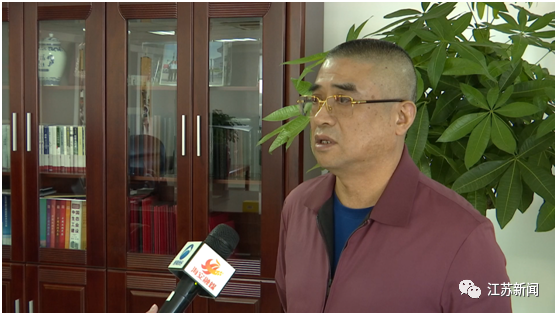 储呈平告诉记者, "此次能够获奖,是对我十八年来所坚持的产业扶贫事业