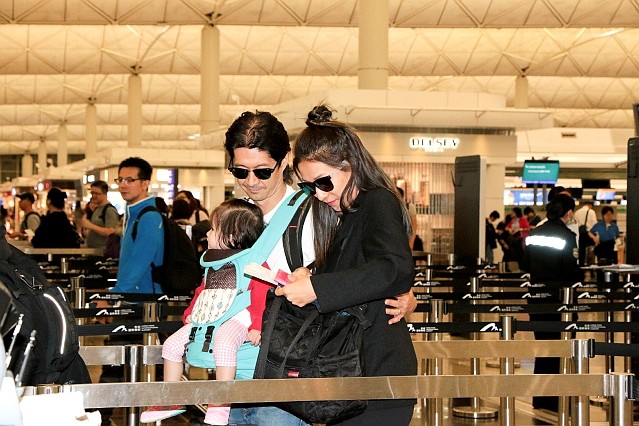 钟嘉欣|TVB花旦钟嘉欣勇敢自曝有渗尿困扰，打喷嚏或跳得太高都会憋不住