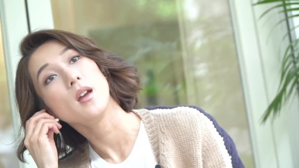 钟嘉欣|TVB花旦钟嘉欣勇敢自曝有渗尿困扰，打喷嚏或跳得太高都会憋不住