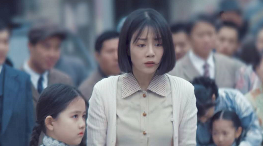 杨幂|杨幂昔日力捧小花，离开嘉行境遇凄凉，《演员》里被赵薇连骂矫情