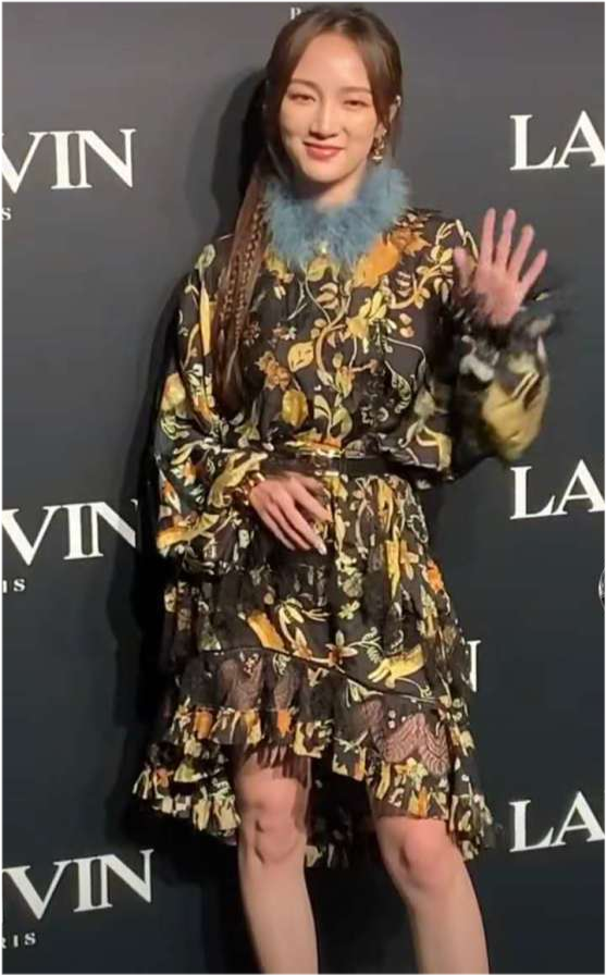 章子怡|章子怡产后首现身秀场，与马伊琍佘诗曼比美，生图曝光脸部干瘦显皱纹