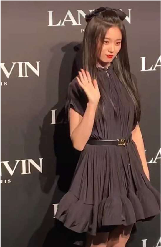 章子怡|章子怡产后首现身秀场，与马伊琍佘诗曼比美，生图曝光脸部干瘦显皱纹