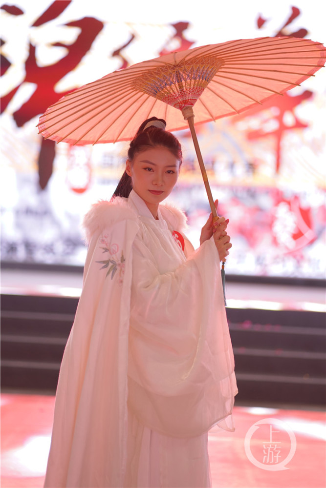 汉服|2020重庆文旅会飘来“汉服”风 锦绣华章汉服模特大赛初赛举行