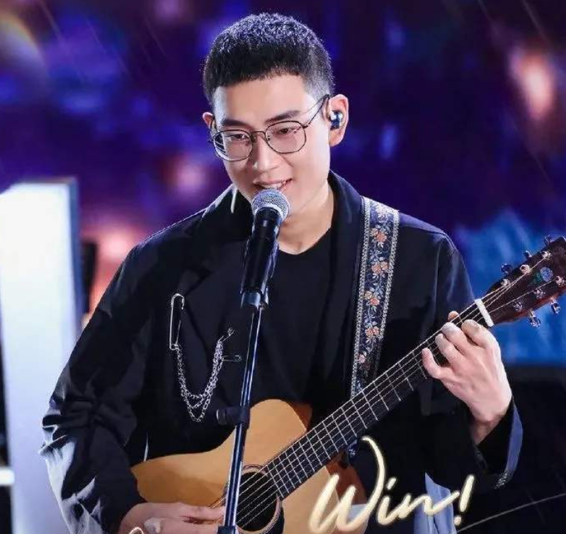 中国好声音|中国好声音：人气榜再次更新，潘虹空降第一名，选手热度出现断层