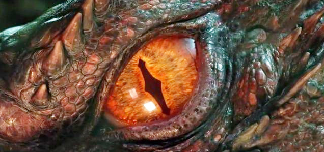 指环王的趣历史08中土世界的巨龙史矛革就像是条小爬虫