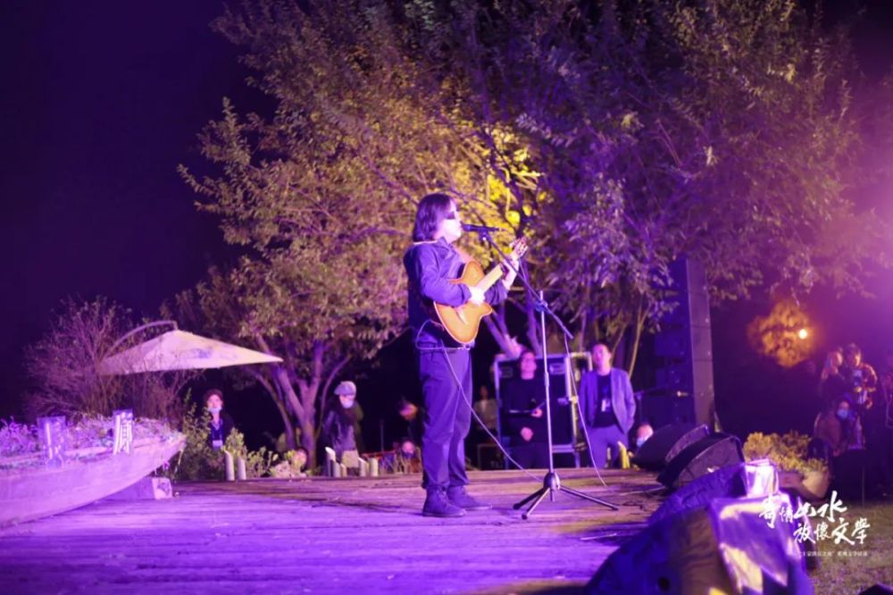 广西师范大学出版社|新鲜图集出炉丨“王蒙漓江之夜”系列文学活动盛大呈现