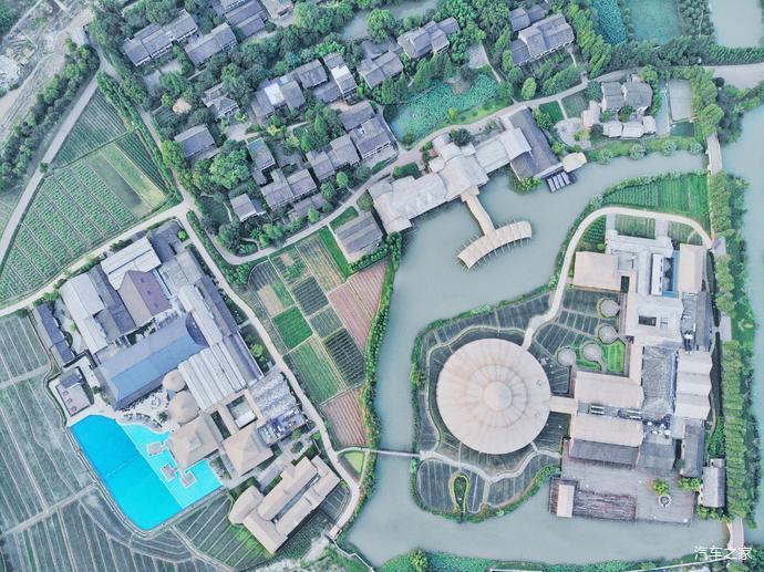 7/乌村游玩小贴士:8/67乌镇西栅夜色67说起乌镇,已经去过很多次了