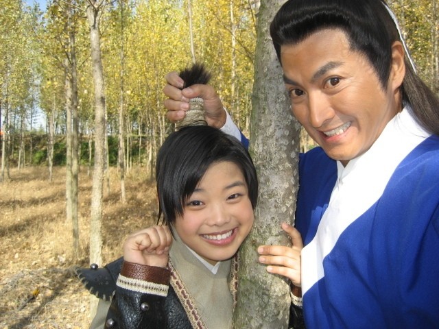 王莎莎|被嘲了十几年“最丑童星”，28岁的她还有机会逆袭吗？