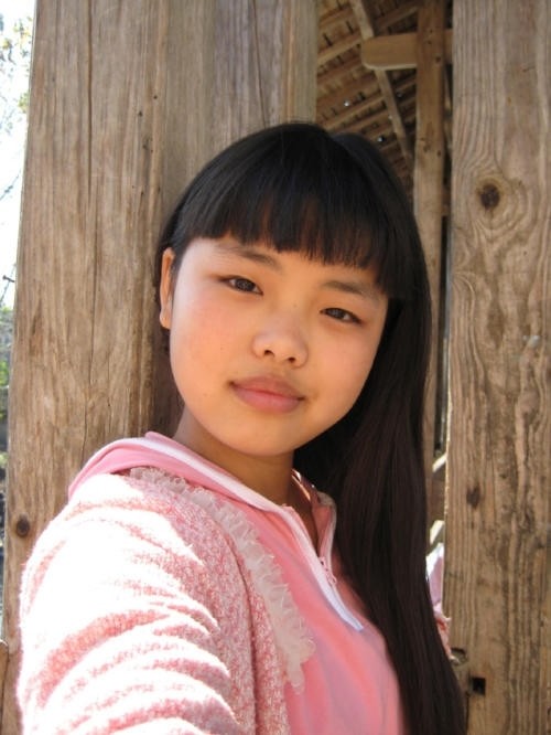 王莎莎|被嘲了十几年“最丑童星”，28岁的她还有机会逆袭吗？