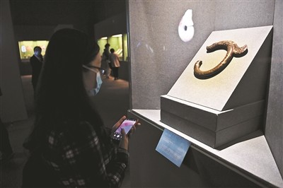 国博|“玉出红山”展 国博开幕